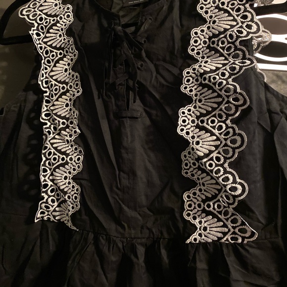 Who What Wear Black Cotton Sleeveless Top - Picture 2 of 5